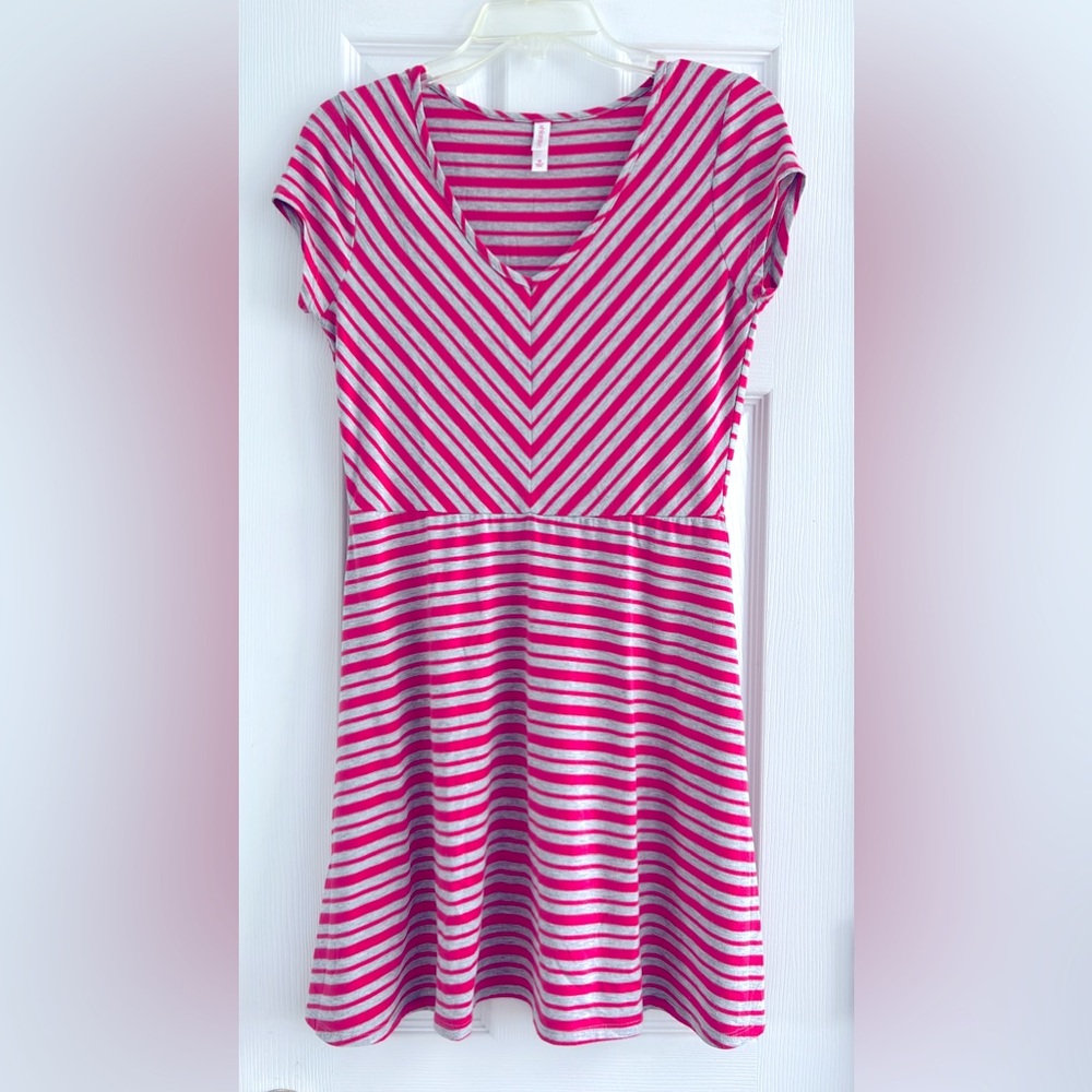 Medium mini dress or bathing suit coverup.